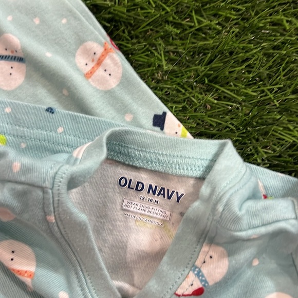 Old Navy Fitted Pajama Set - Snowman Print - Picture 3 of 5